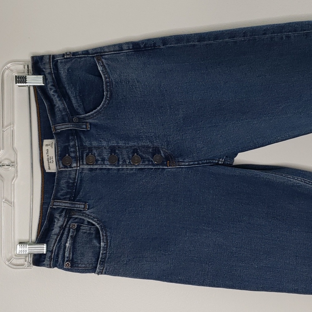 Abercrombie & Fitch The Mom Jeans button-front high-rise raw hem size 6/… - Picture 2 of 12